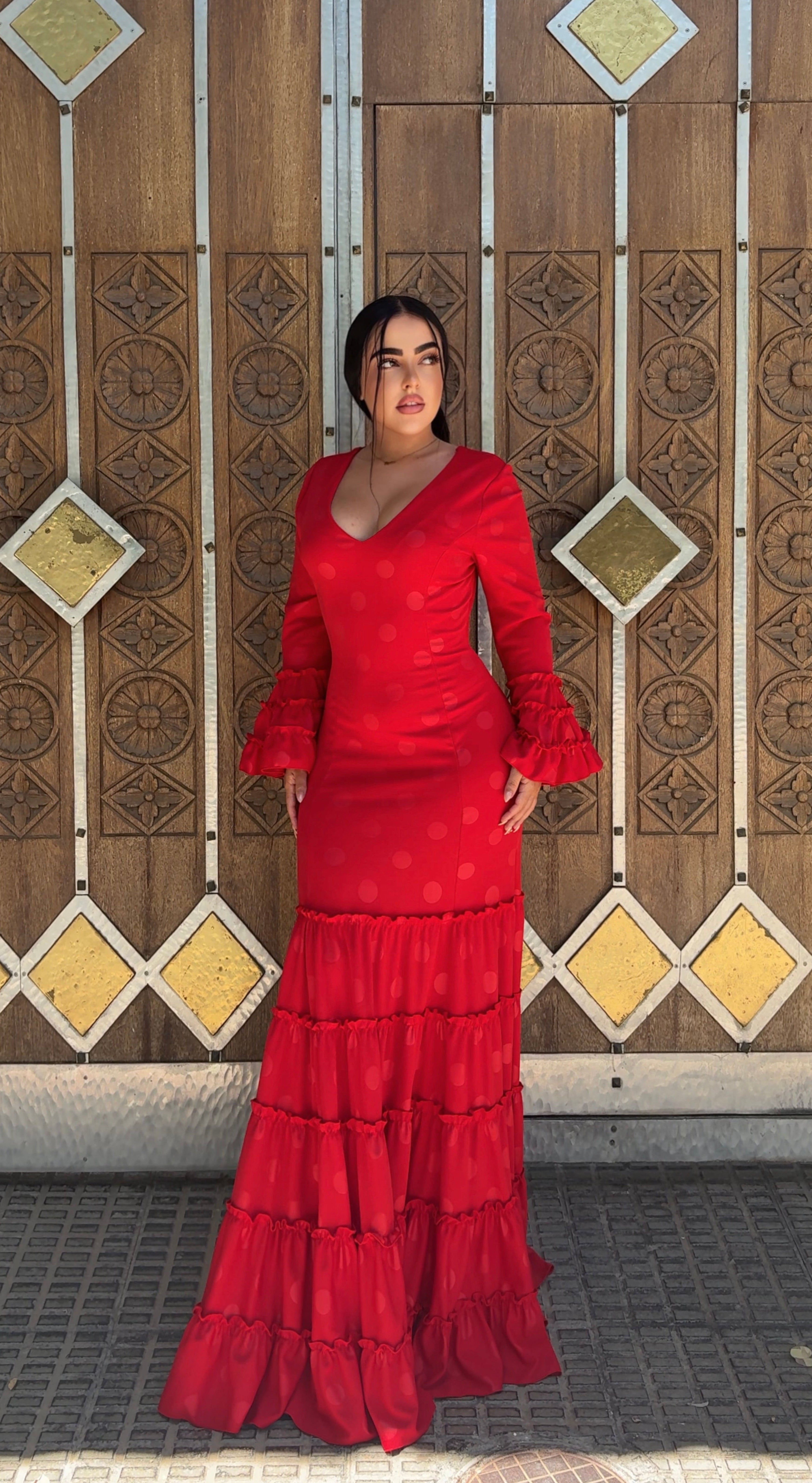 Traje Lunares de Abril