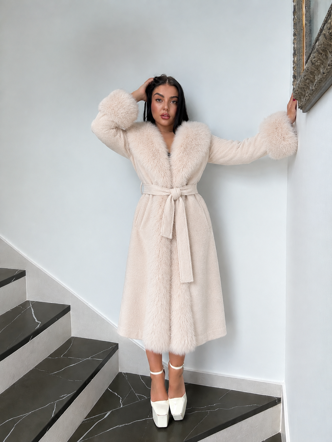 Chaqueta Larga de Pelo Cuello Maxi