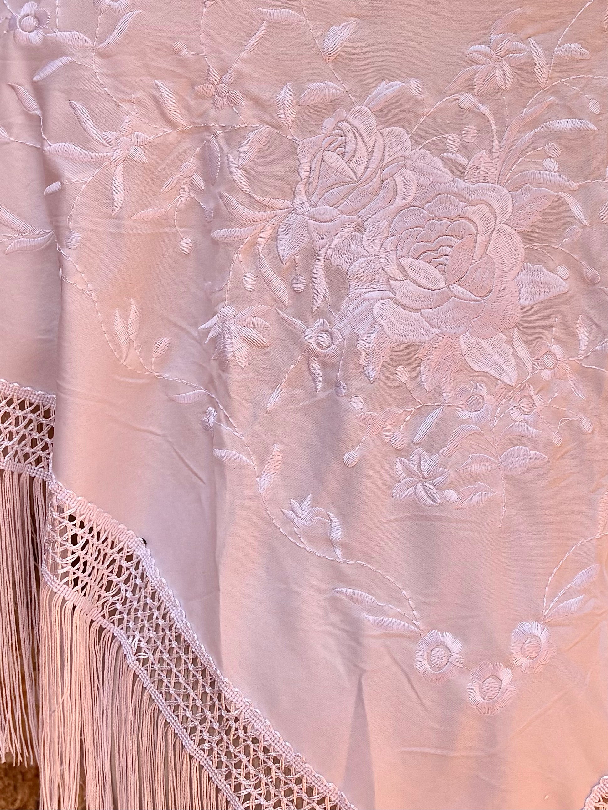 Mantón Blanca Aurora